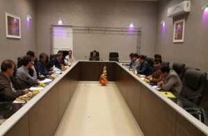 ​نشست ریاست سازمان استان ایلام و تعدادی از اعضای هیئت مدیره با نمایندگان شهرداری