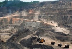 مشکلات حوزه صنعت سنگ و معدن عاملی جهت فرار سرمایه‌ ها از بخش معدنی کشور