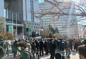 تجمع مهندسان برای هفتمین بار مقابل ساختمان وزارت راه و شهرسازی