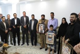 دیدار امین مقومی و رییس سازمان بسیج مهندسین کشور با خانواده مهندس پاسدار رضا اینانلو
