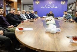 نشست مدیرکل راه و شهرسازی آذربایجان شرقی با کارکنان نظام مهندسی و مقررات ملی ساختمان